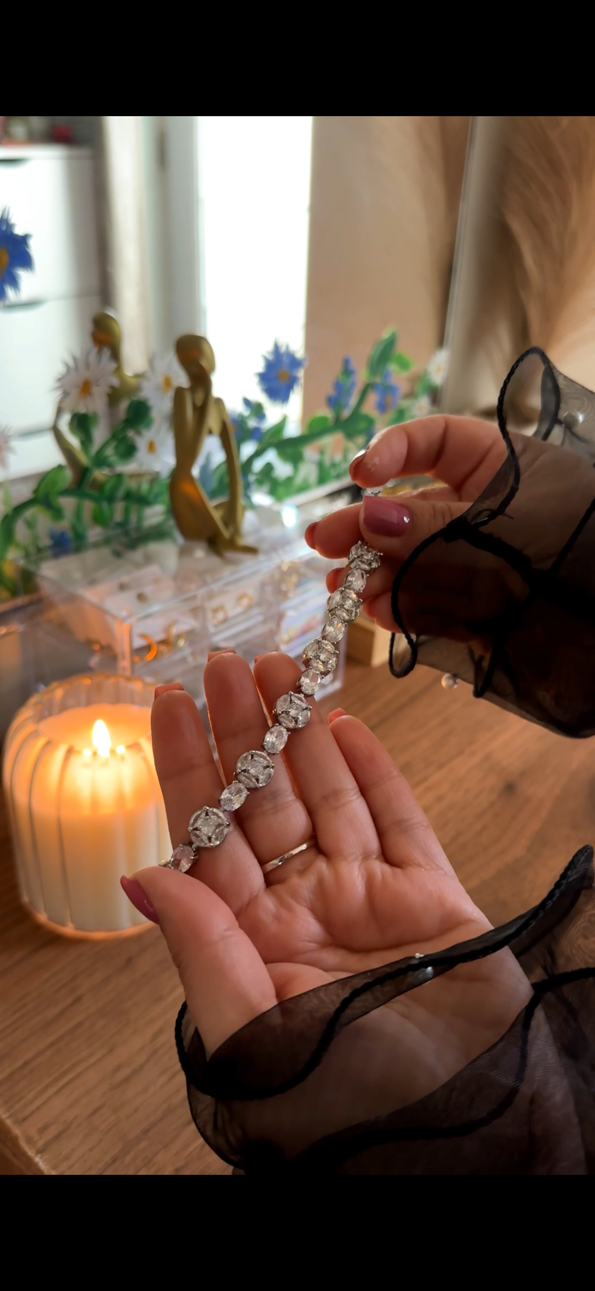 Silver loose bracelet