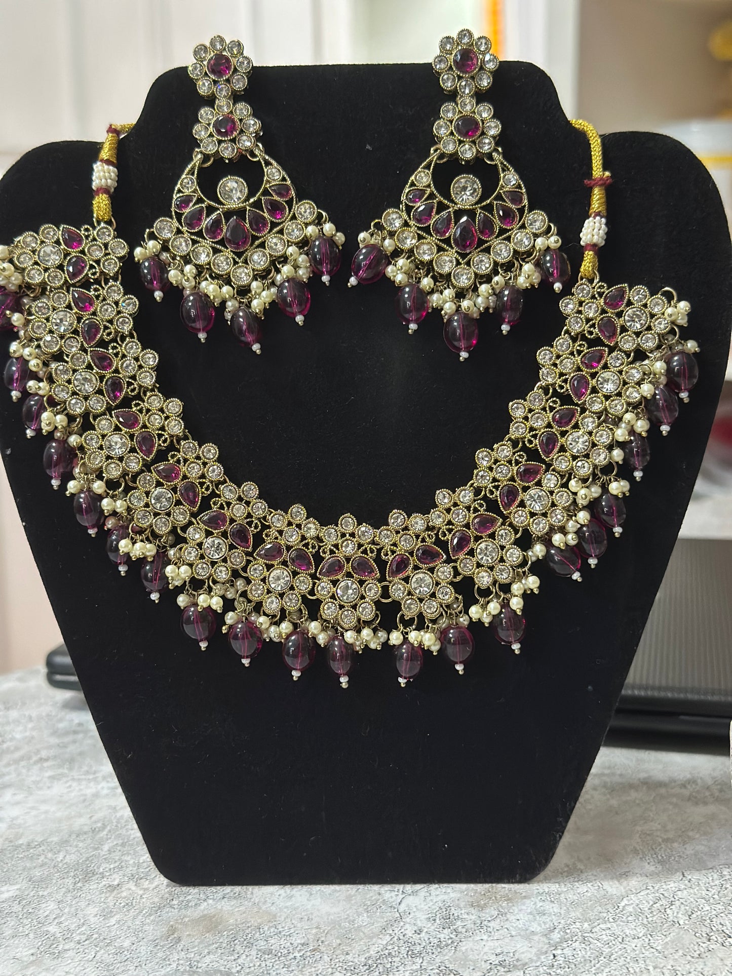 Polki wine necklace