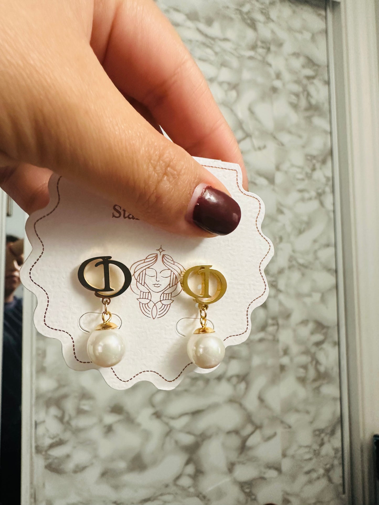 Pearly CD studs