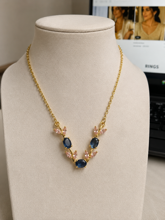 Tulip necklace