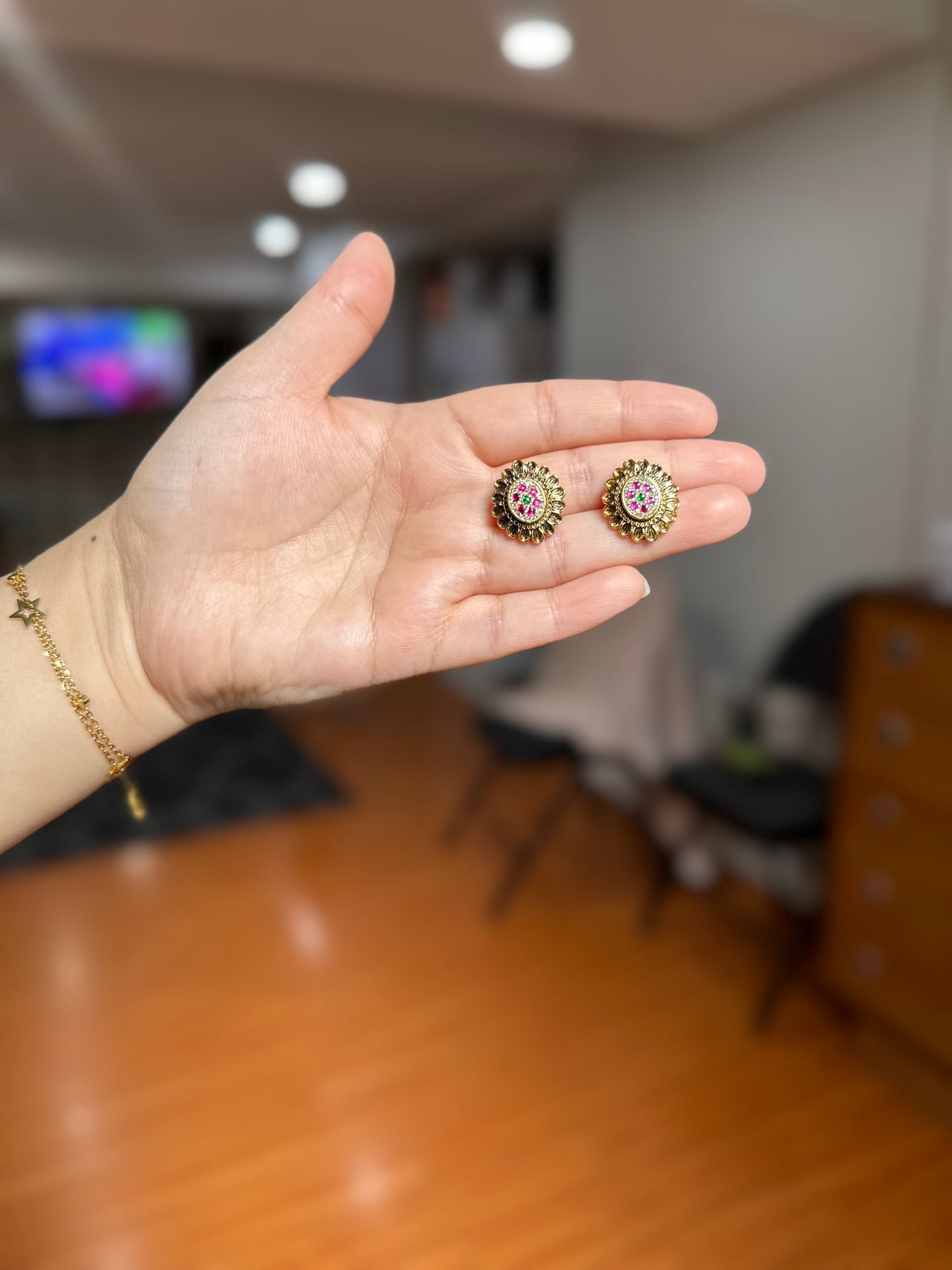 Phool studs