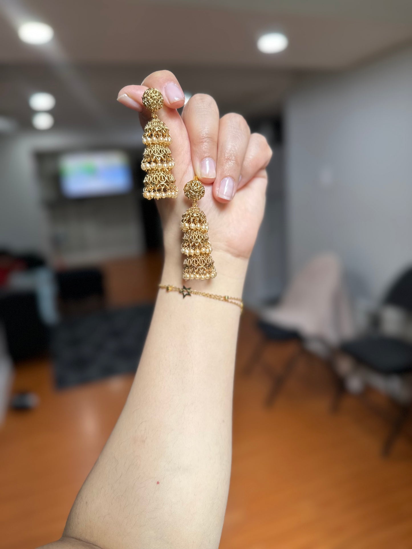 Sona jhumki